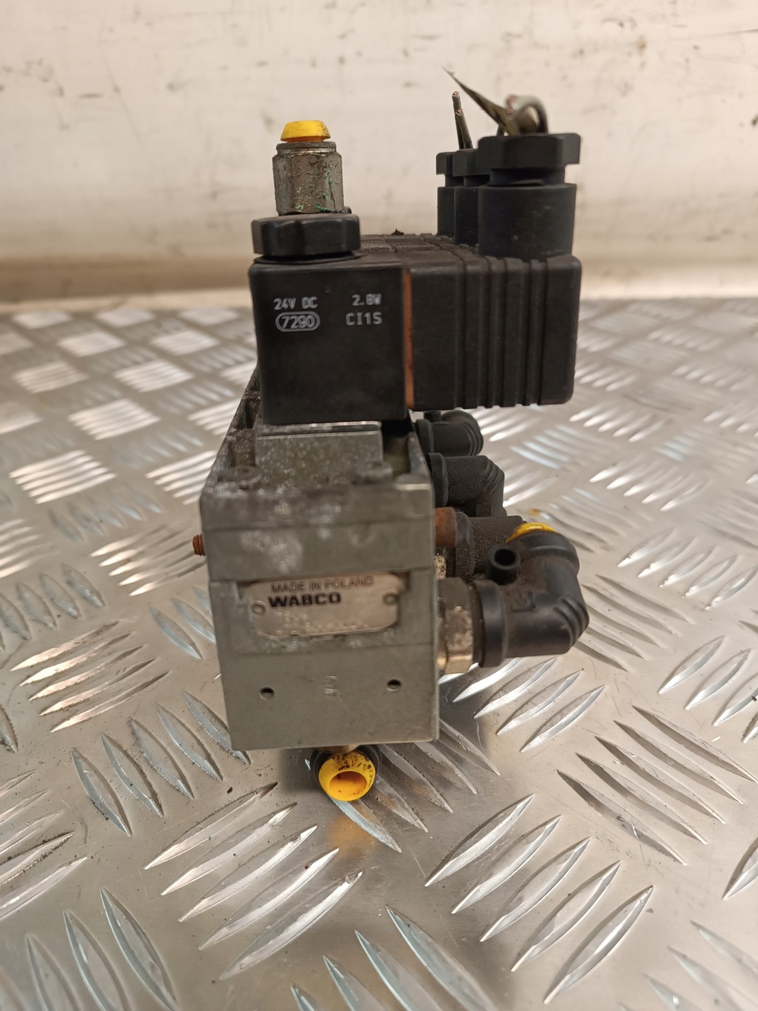 Sensor ELEKTROPNEUMATYCZNY WABCO 472 600 022 0