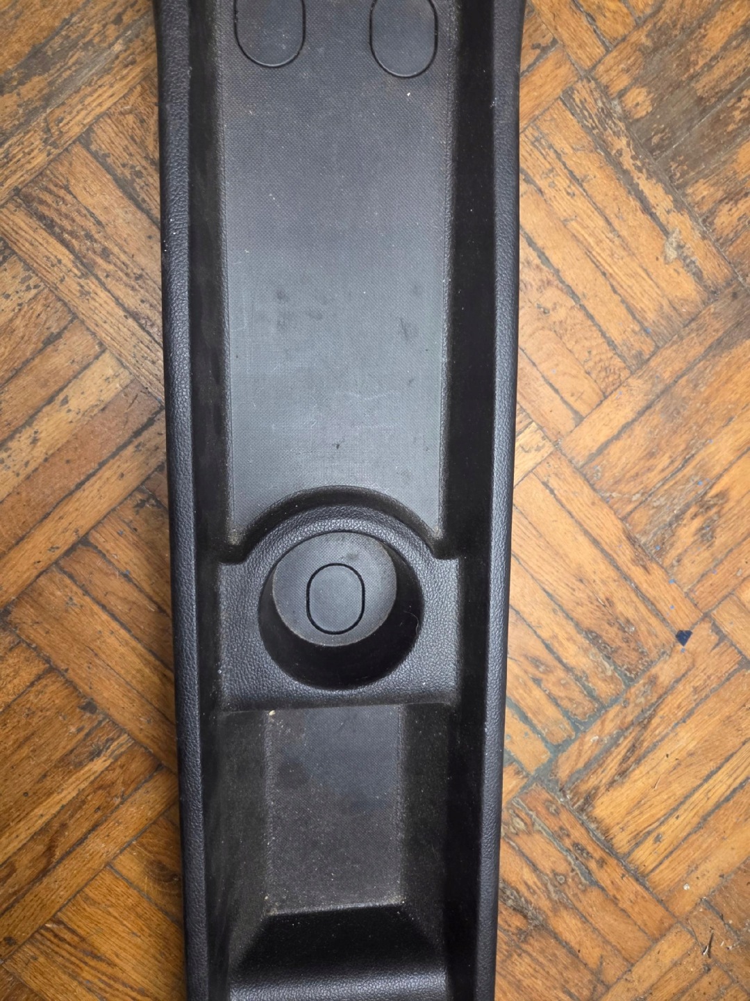 TUNEL mitte OPEL MERIVA B 13260358