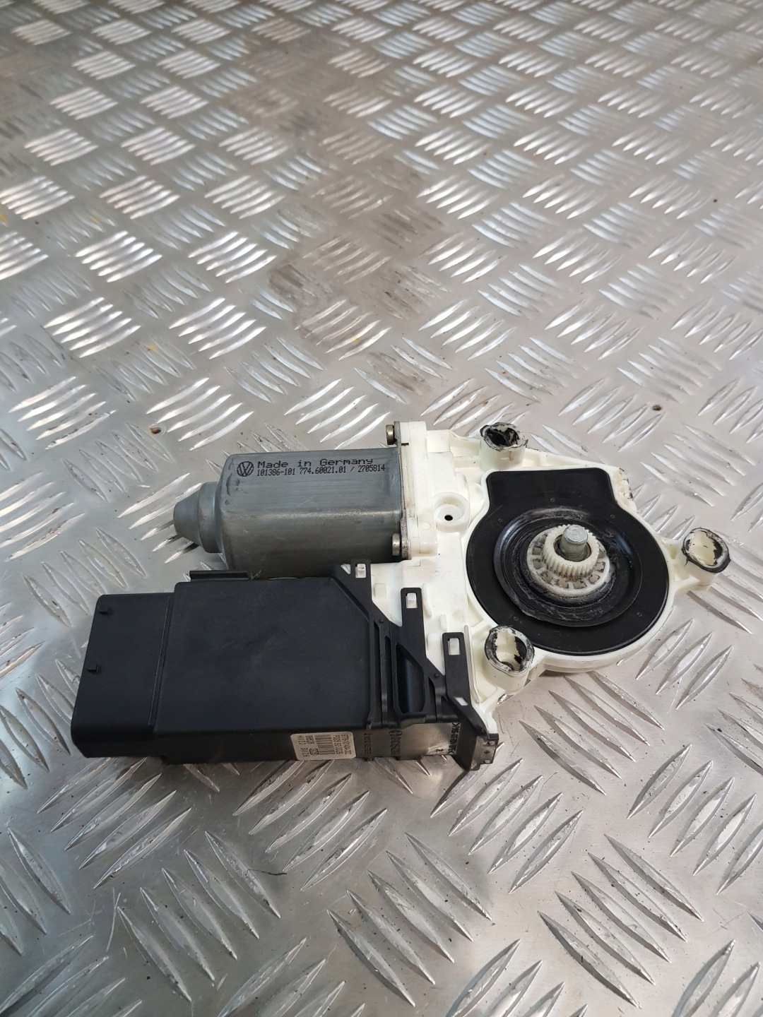 mini motor windows right front VW GOLF IV 1J4837730AA