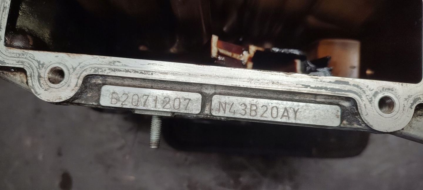 Blok dol Motore N43B20AY BMW E90