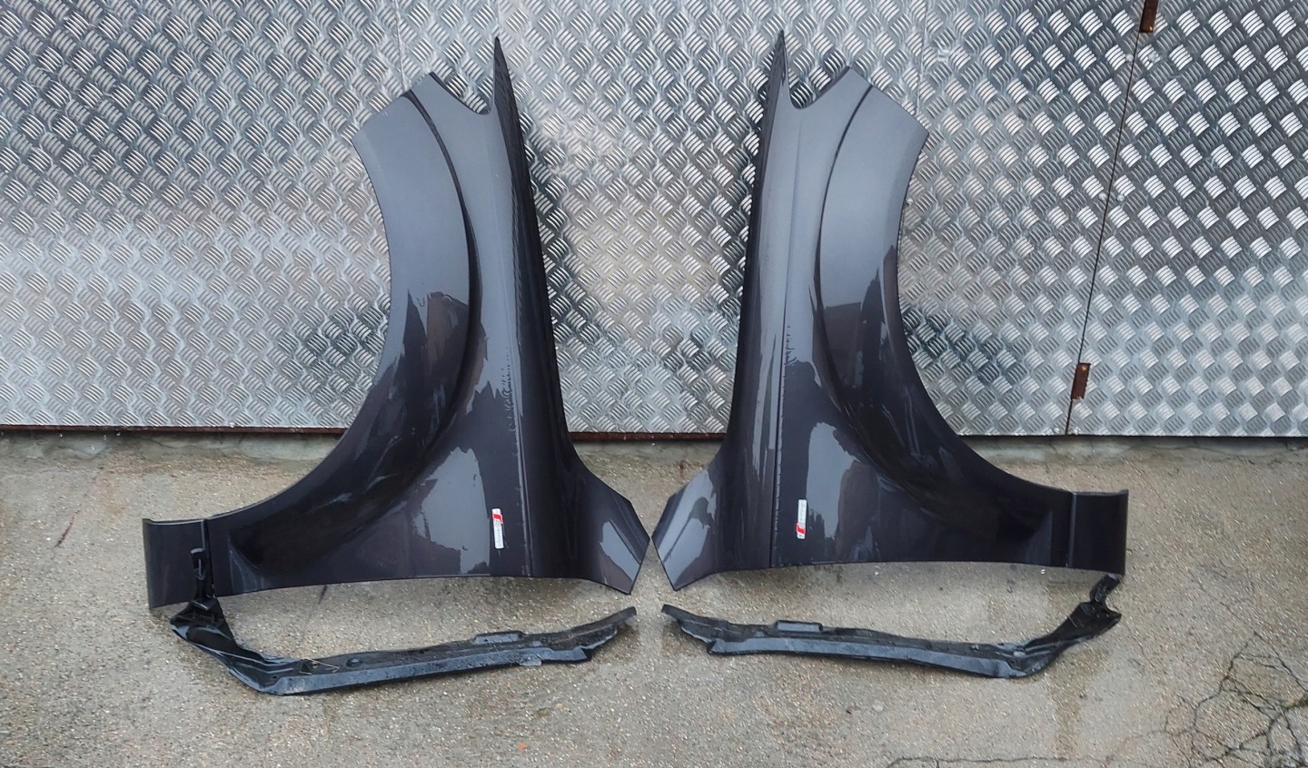 fender right front AUDI Q7 4L 05-15 LAK: LZ7L
