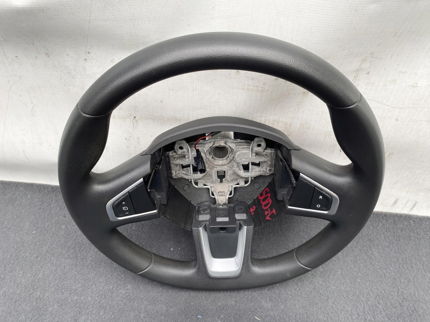 MASTER 4 MOVANO NV400 19- steering wheel, originál nice TEMPOMAT 484005122R