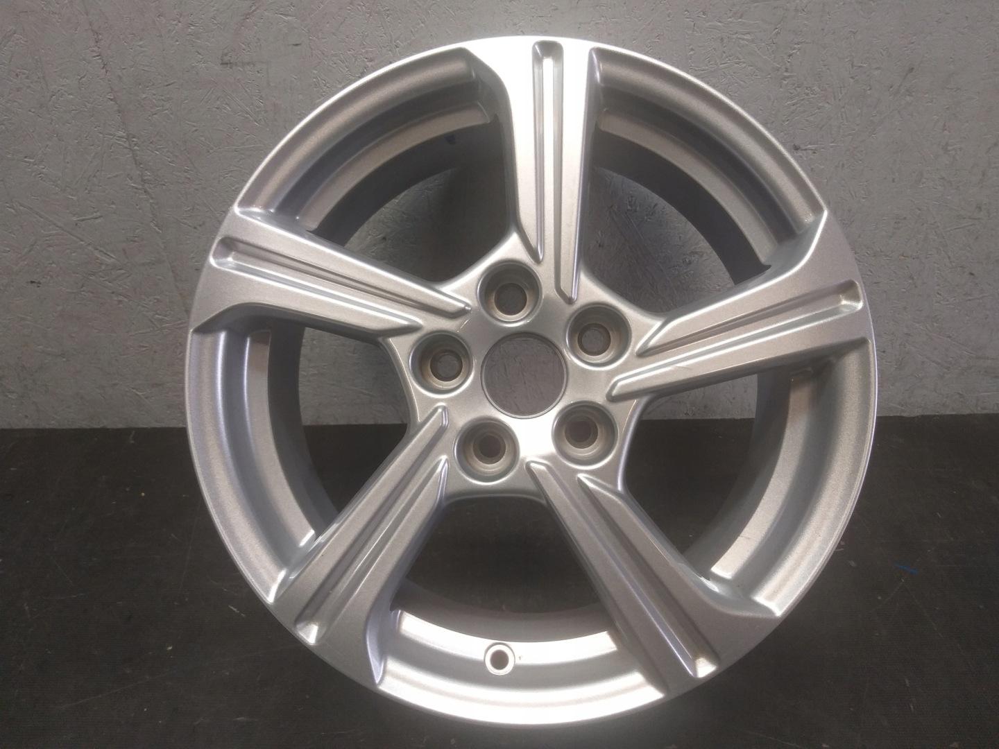 disk hliníkový FORD 16" 6,5J ET45 5X108