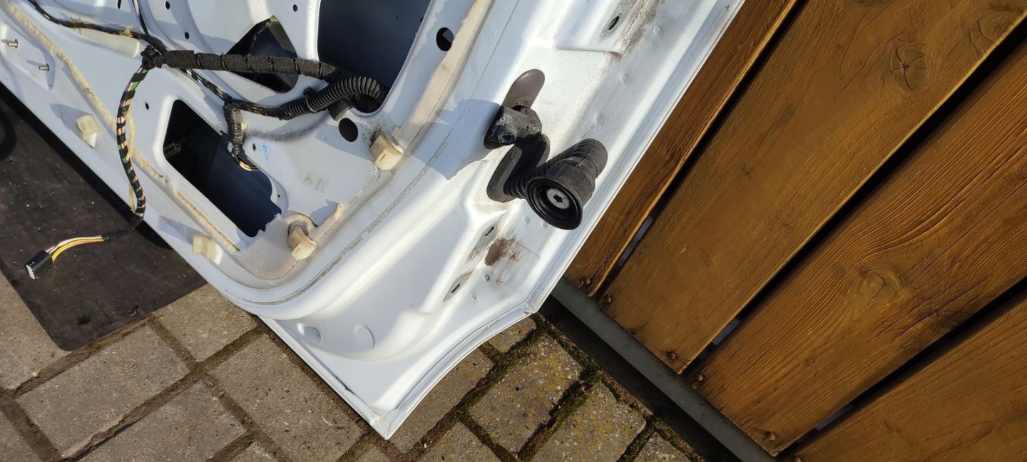 Tür vorne vorne links Ford Transit Connect MK1 AA