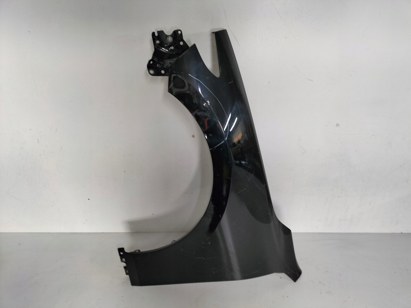 fender front front left MAZDA 3 BP 19