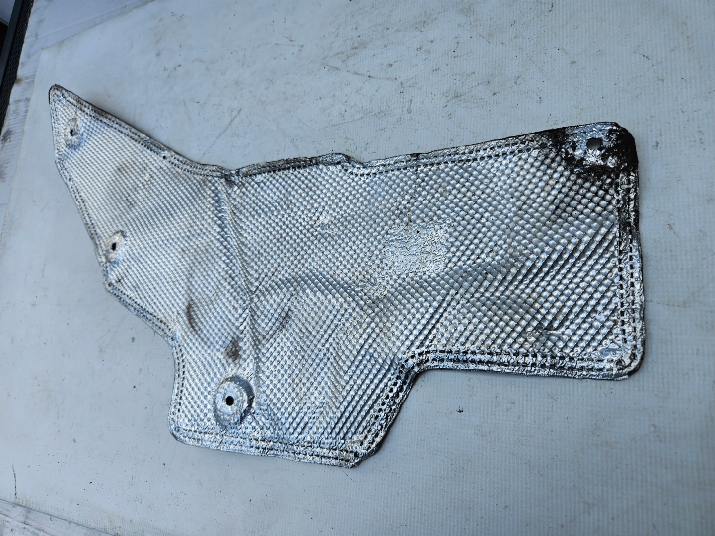 cover TERMICZNA PODLUZNICY left AUDI A6 C7 4G