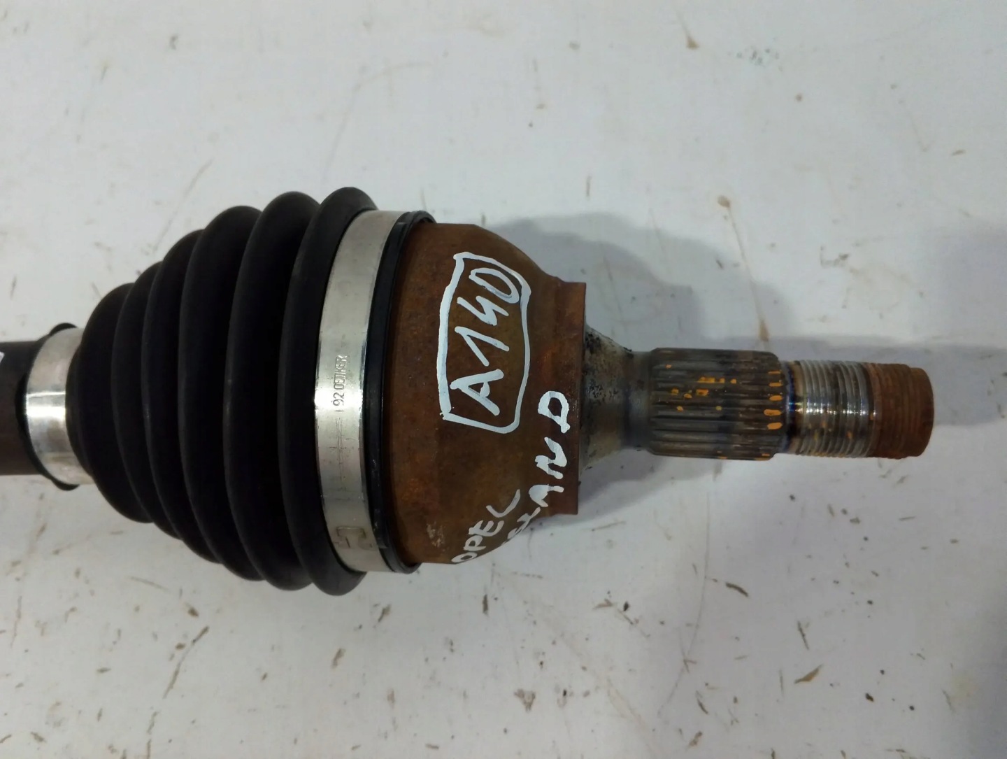 Opel Crossland X 1,5 HDI semi-axis front right (A140)