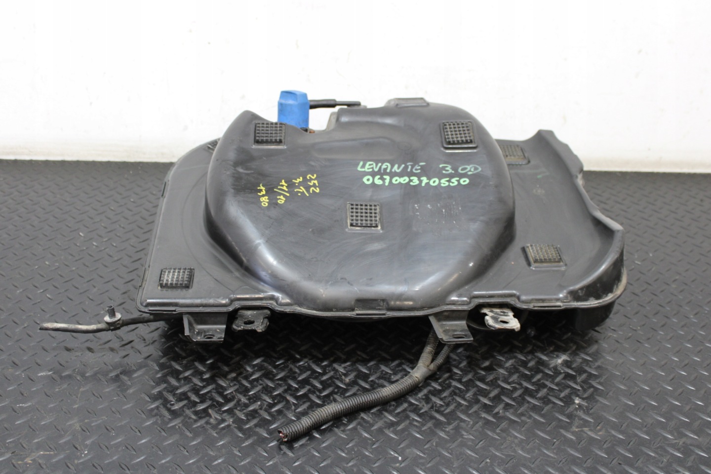 serbatoio ADBLUE Pompa MASERATI LEVANTE M161 670031280