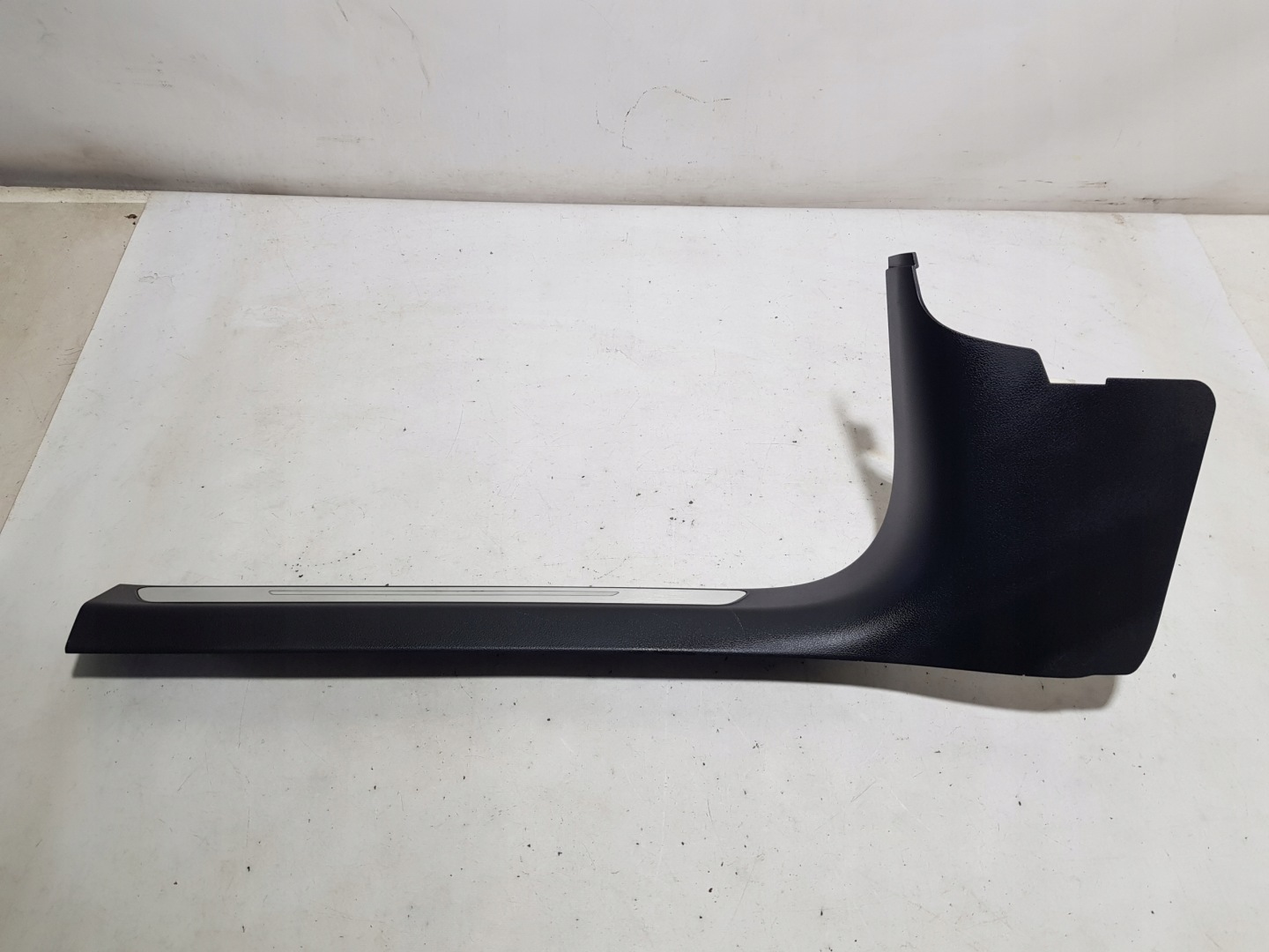 moulding cover cap of the threshold AUDI A8 D4 left front left front