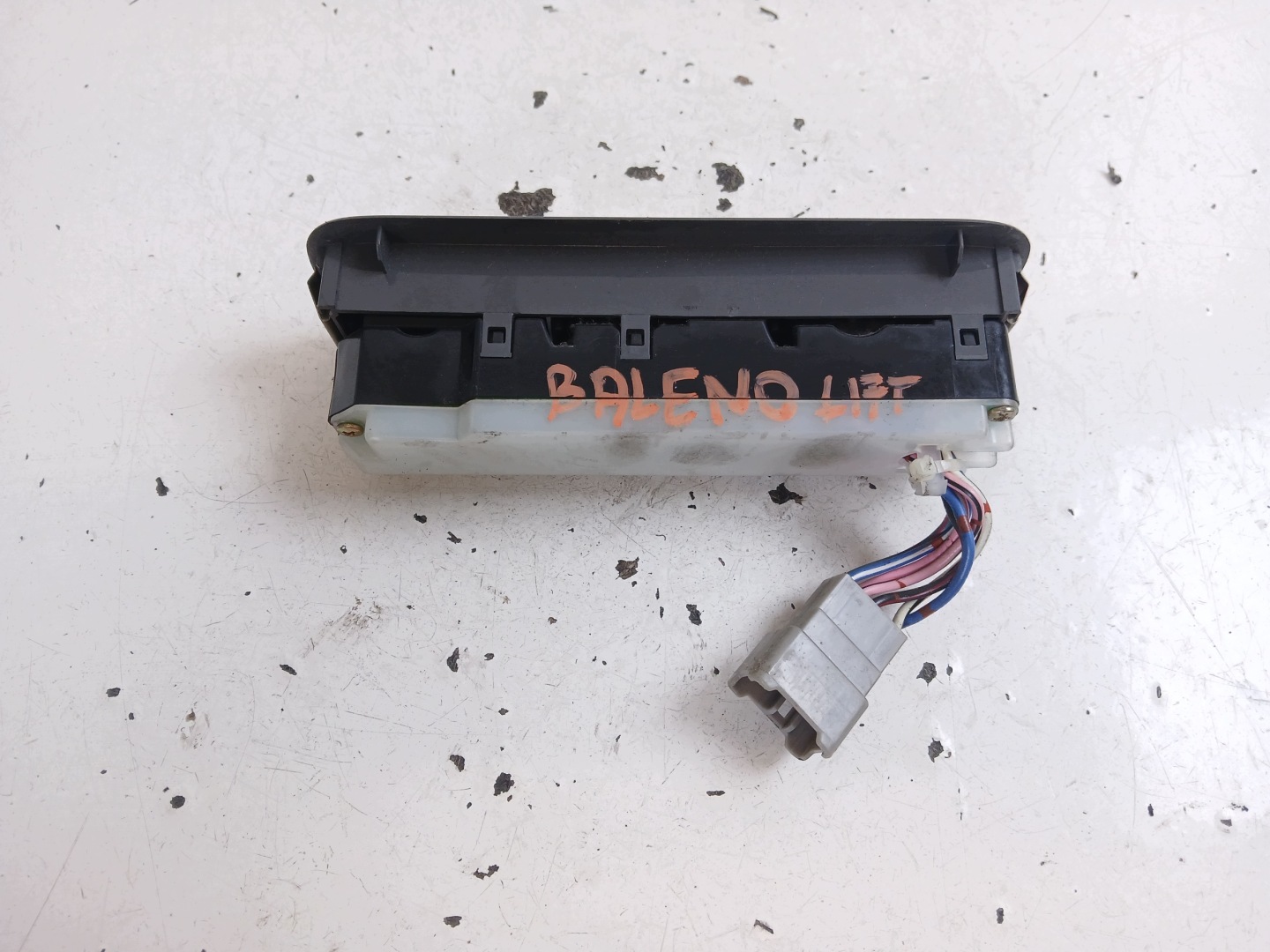 SUZUKI BALENO e LIFT PANEL vetro finestrino sinistra