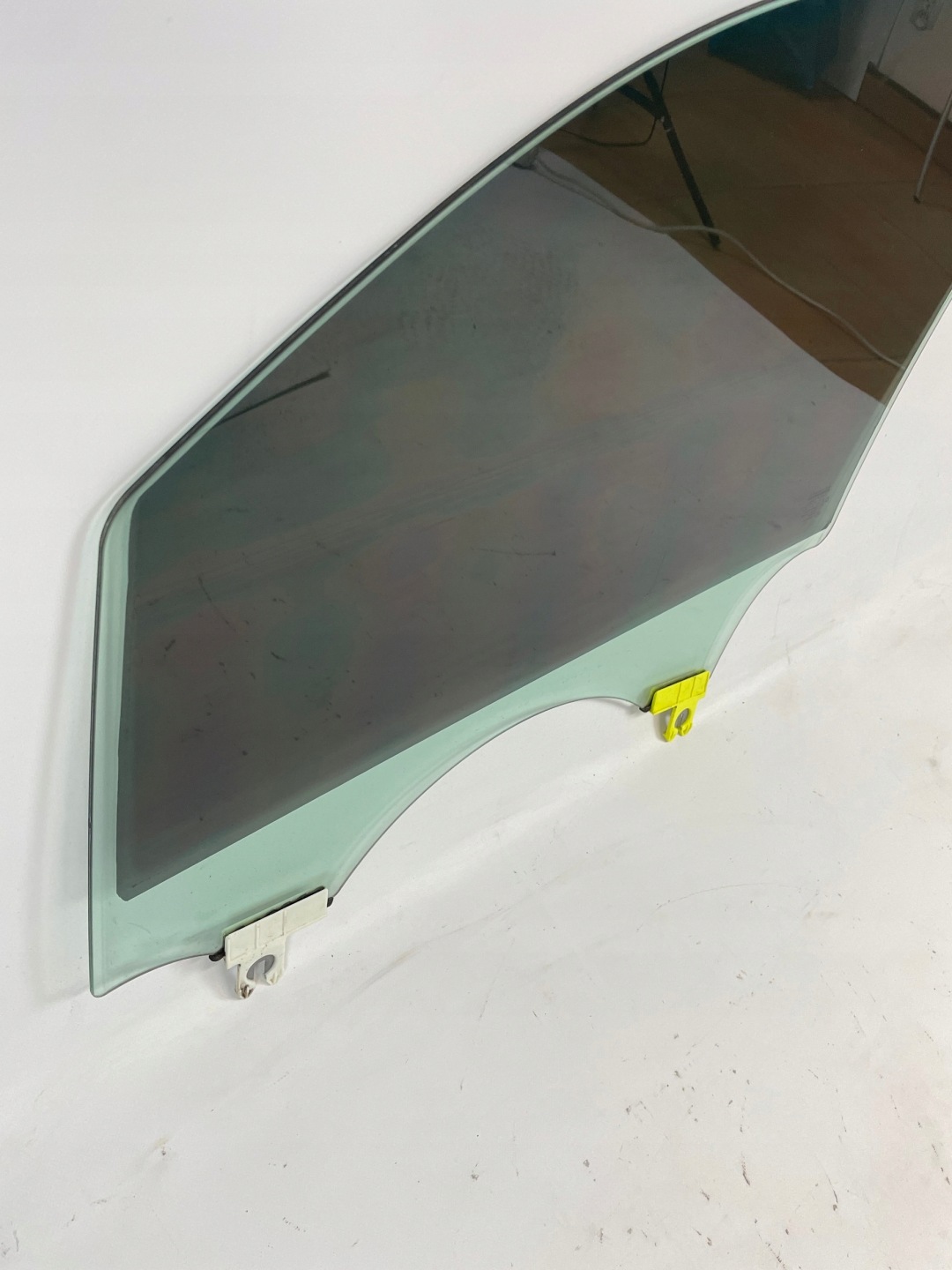 Ram 1500 V window side door right front 2019-24