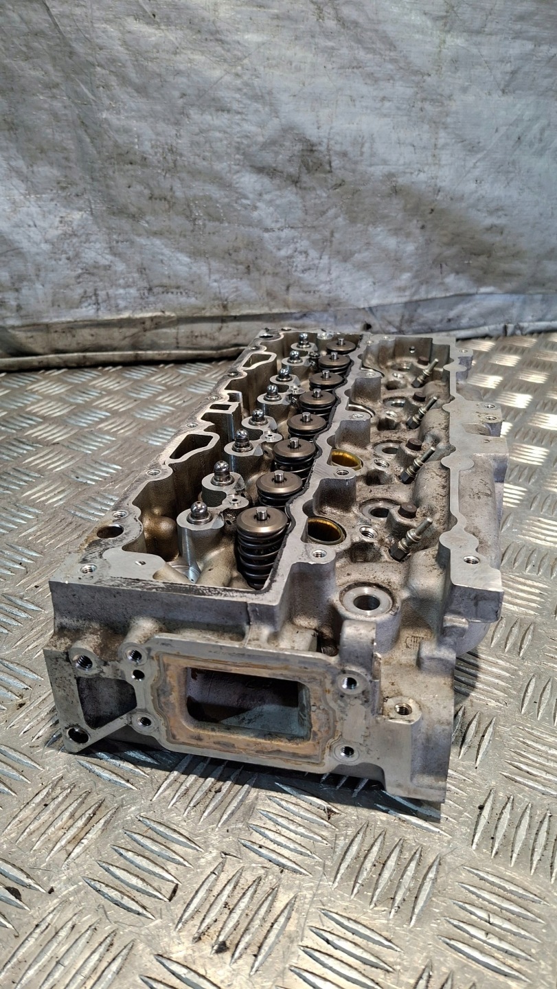 TESTATA Motore PEUGEOT 301 1.6HDI