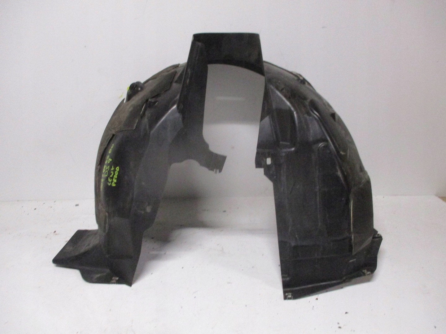 mudguard front front left CITROEN DS9 9823494580