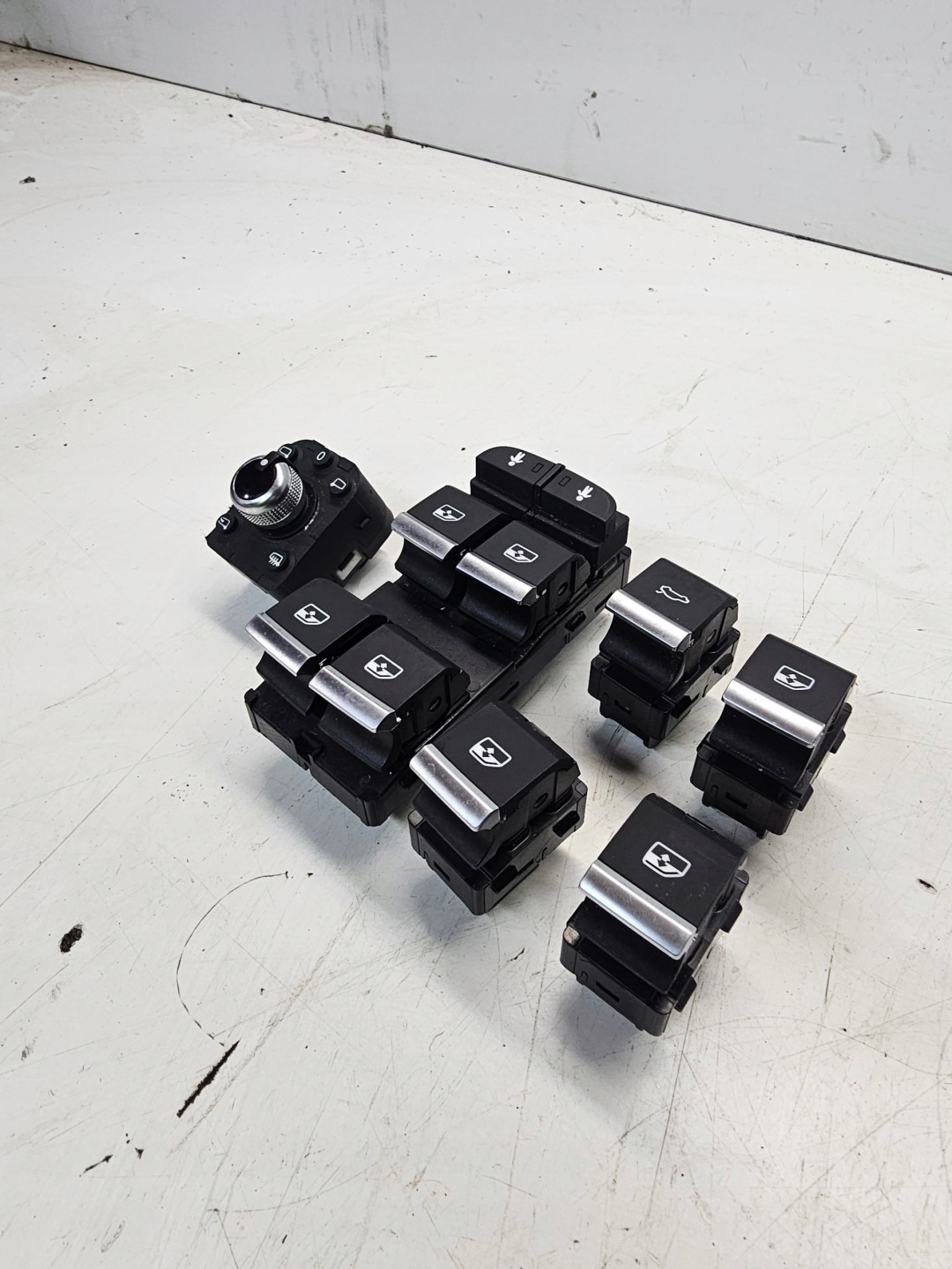 switch switch of the window AUDI A4 B9 A5 8W Q7 4M 4M0959851B KOMPLET