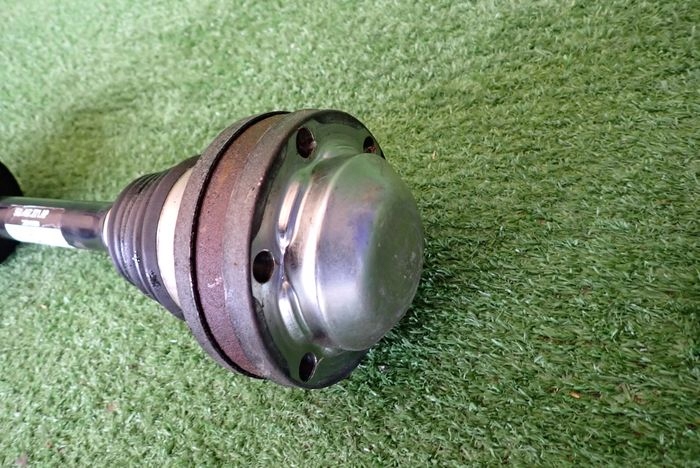 VW AUDI SEAT SKODA semi-axis right 5Q0407271AP