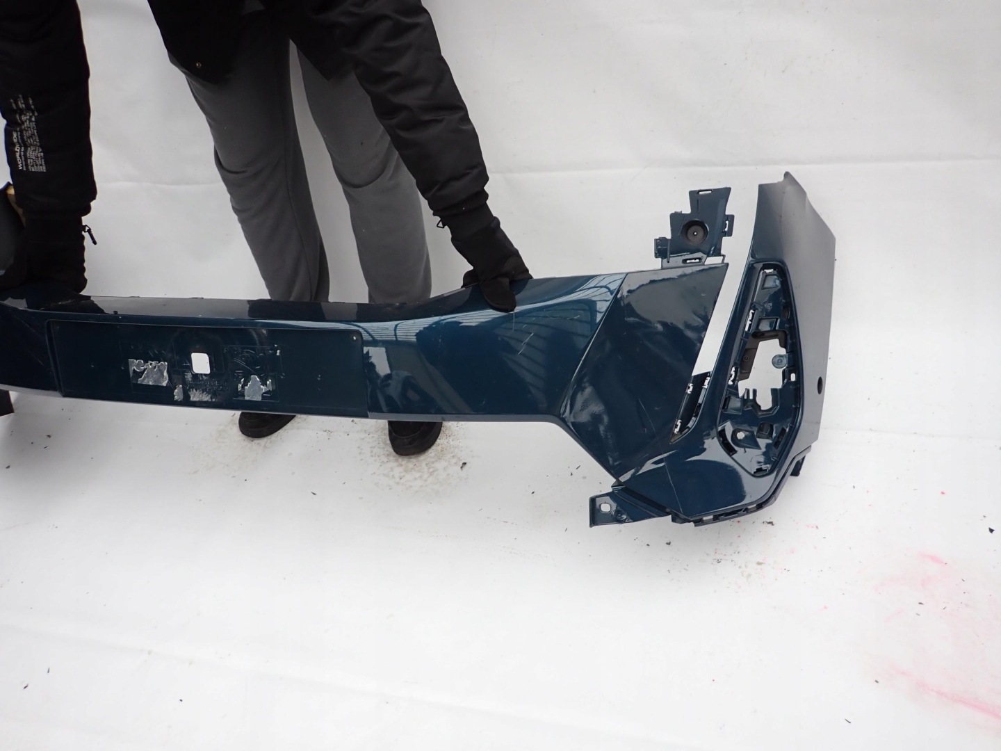 PEUGEOT 3008 II LIFT 20- bumper front front PDC