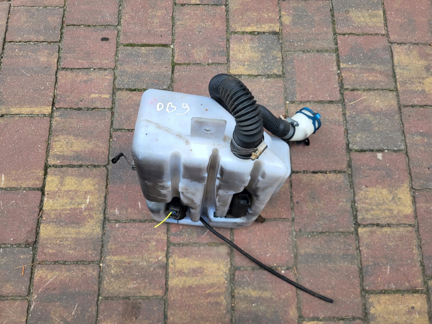 Behälter Spritzdüse 4G43-17B613-A POMPKI ASTON MARTIN DB9 6.0 V12