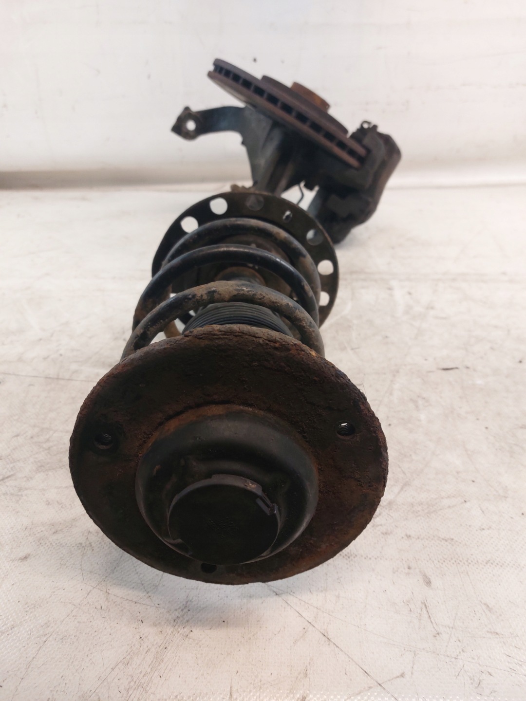swing shock absorber spring left front OPEL VECTRA C 1.8