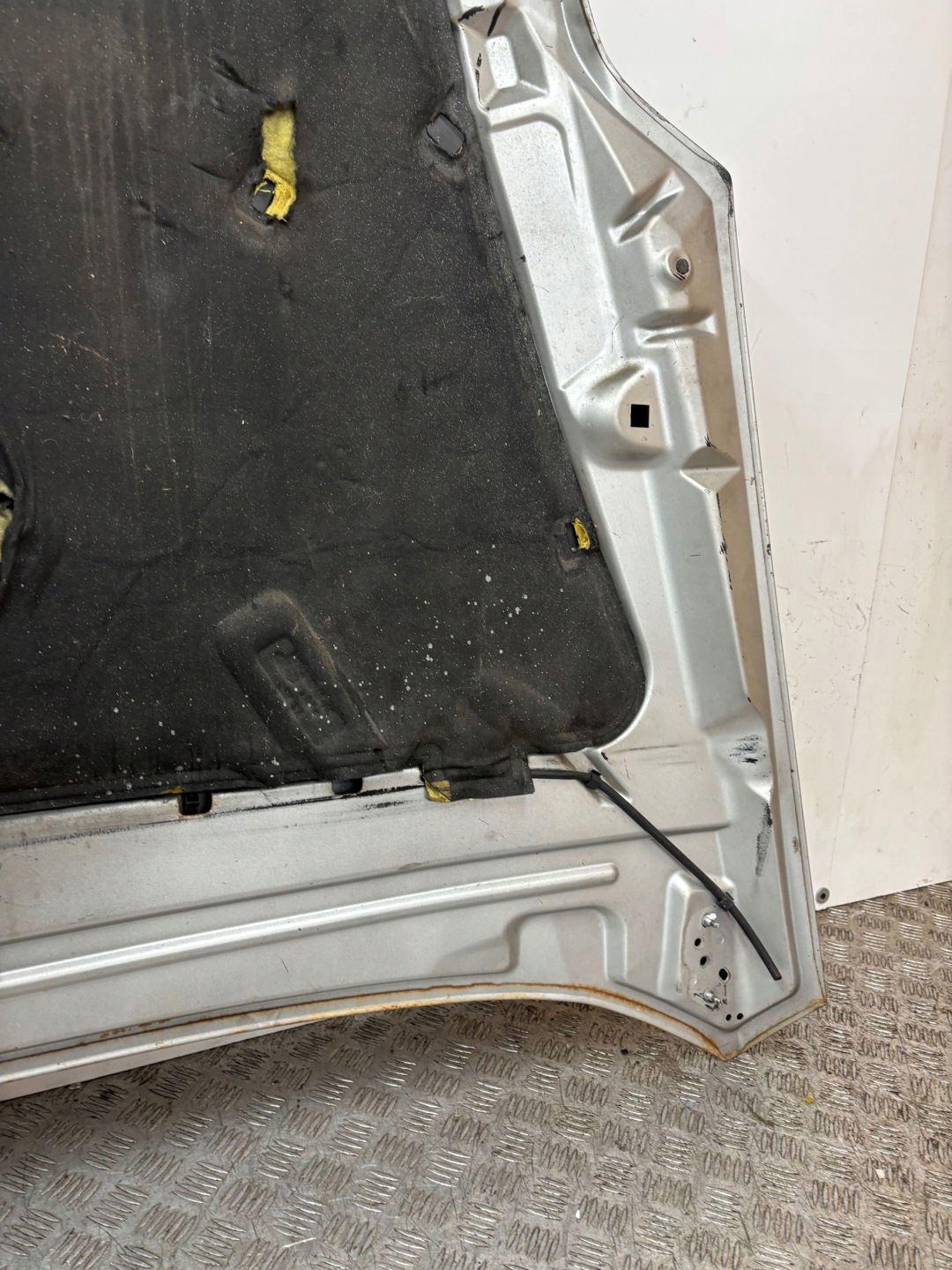 Capot FORD MONDEO MK4 LIFT 10