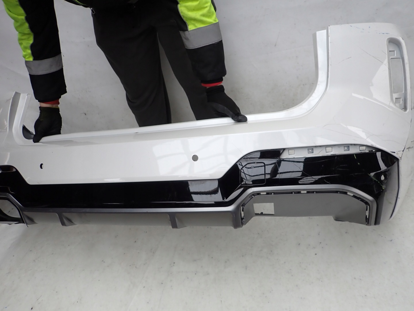 BMW IX3 G08 m-packet LIFT 21-> bumper rear part rear PDC