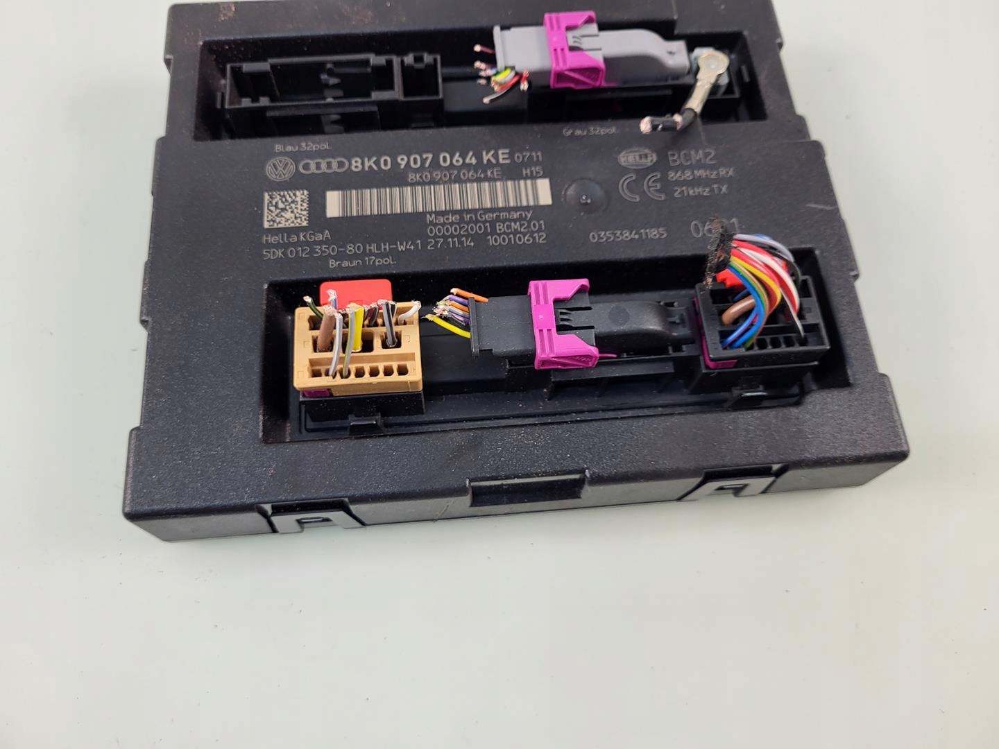 AUDI A4 B8 LIFT comfort control unit control unit computer 8K0907064KE