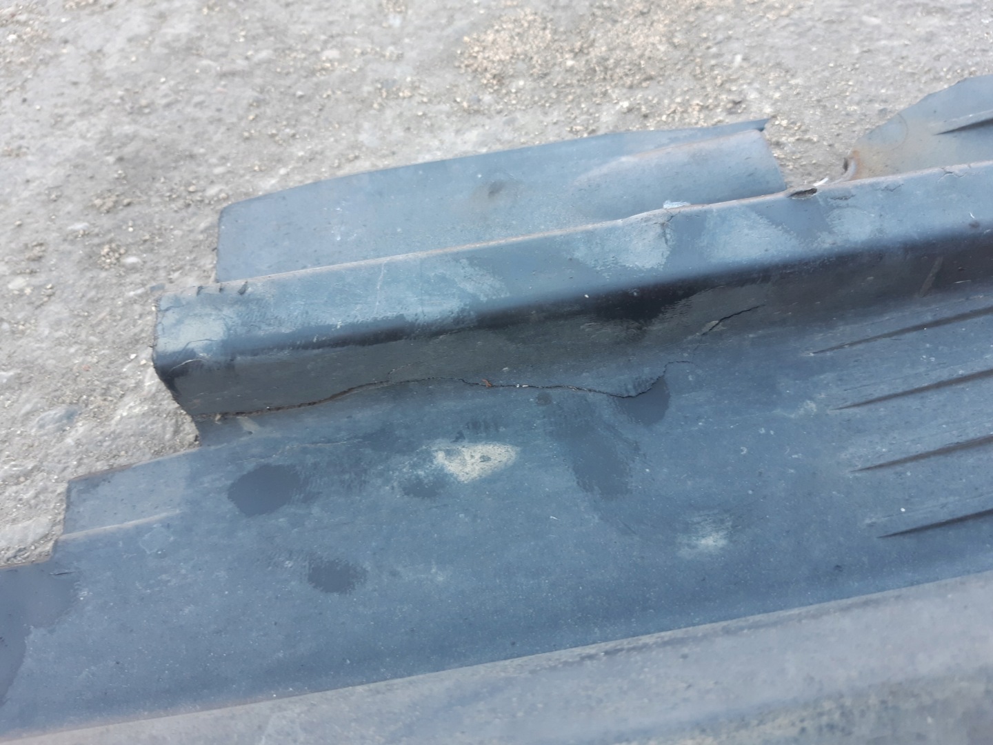 AUDI A4 B8 cover chassis cover left 8K0825215H