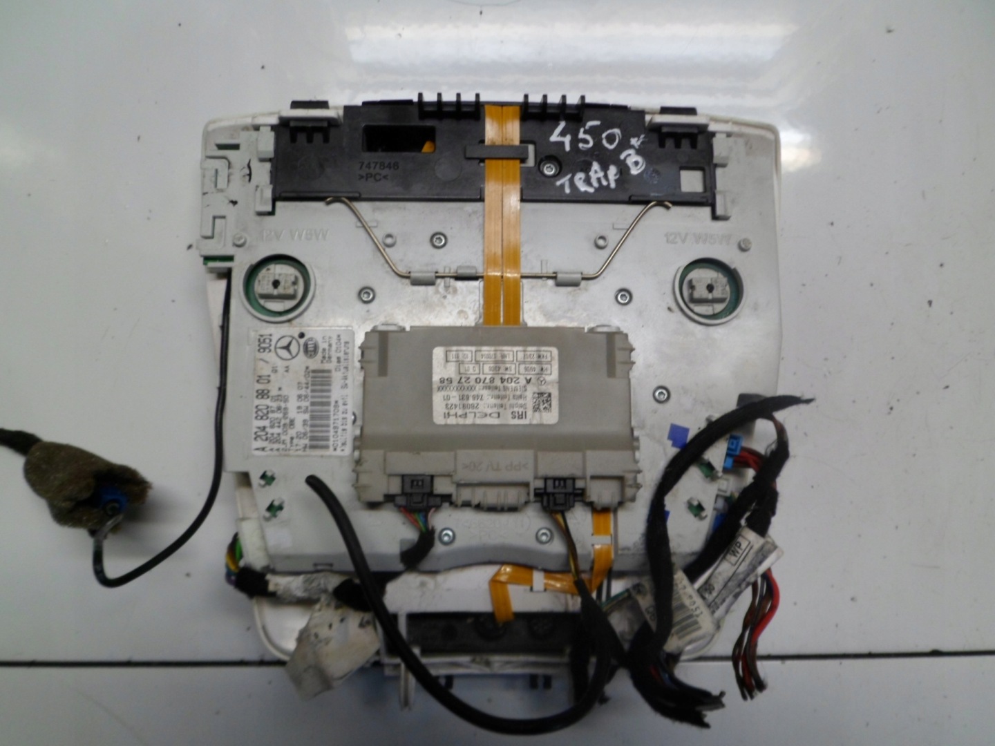 MERCEDES C W204 light OSWIETLENIE cabs A2048208801