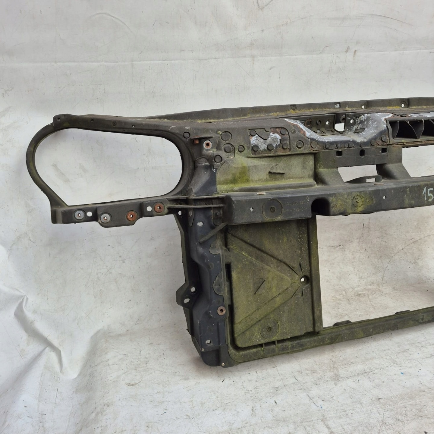 VW POLO IV 9N 01- support panel for radiators pillar