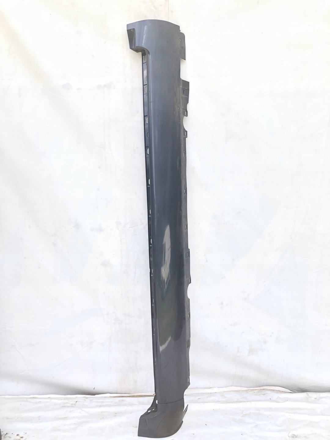 AUDI A8 D3 moulding threshold right LY5X