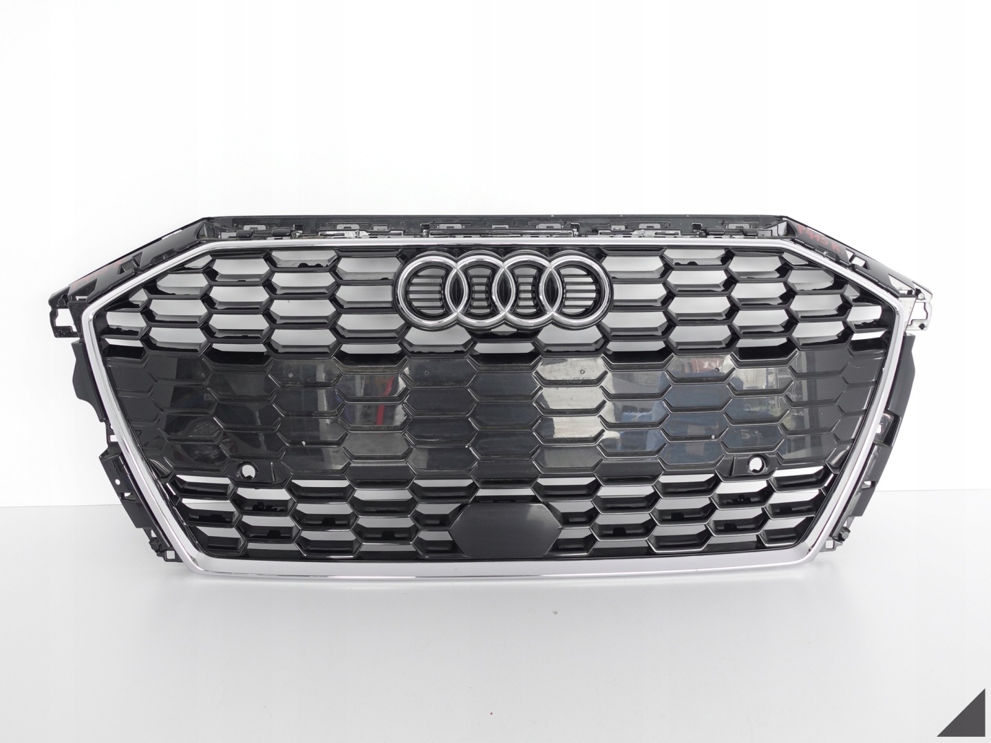 AUDI A3 8Y0 S-LINE 20- Grill Grill PDC/ACC