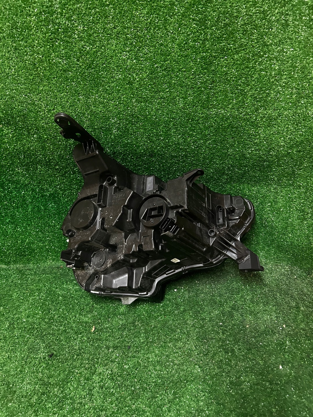 REFLEKTOR left CITROEN C4 III LIFT NR.R