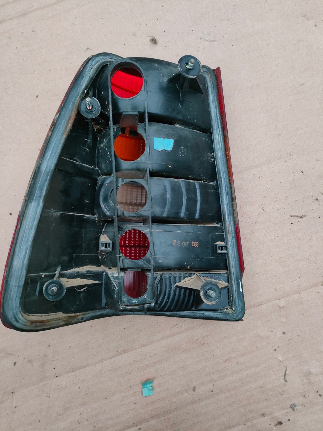 MERCEDES W124 KOMBI light rear part right rear