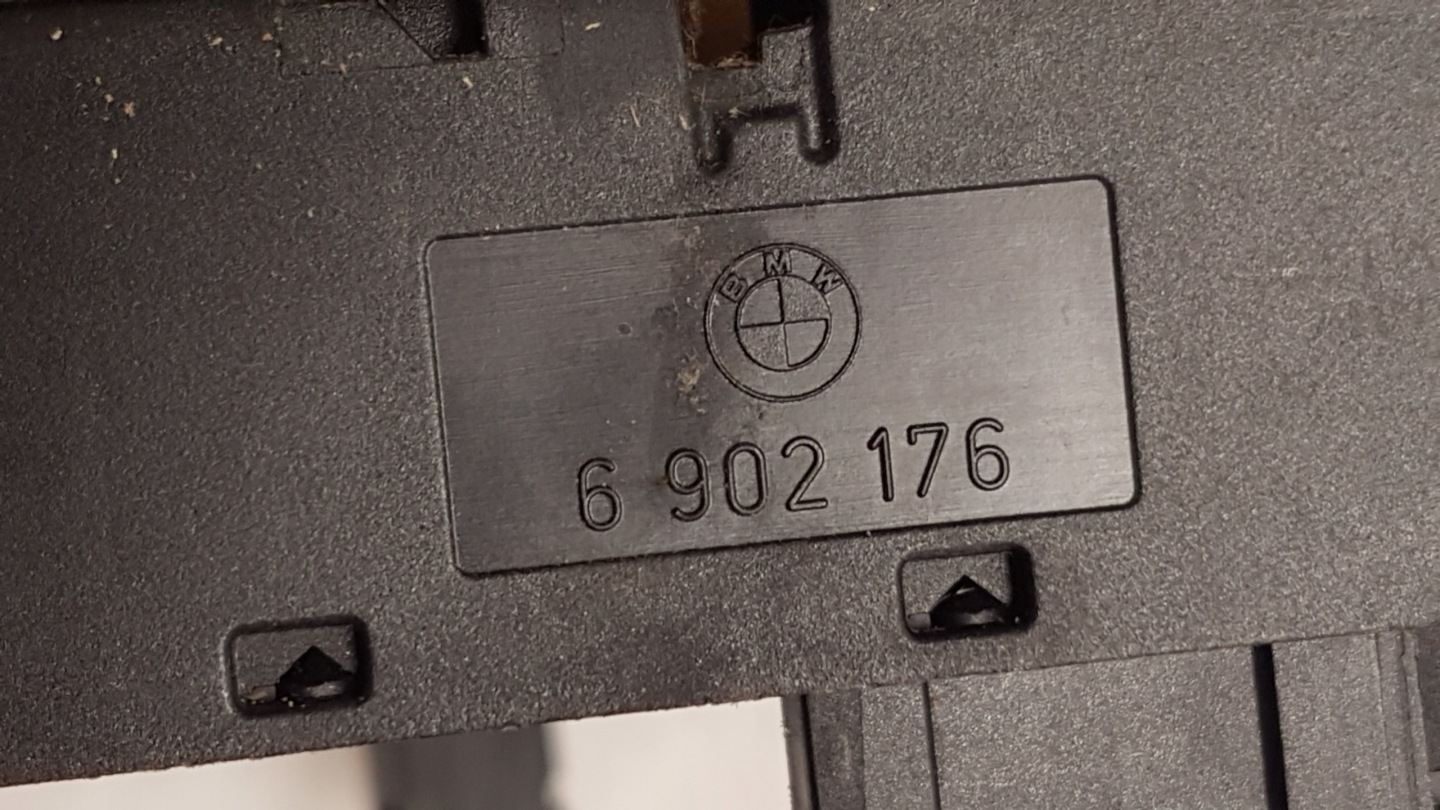 châssis DEKOR PANEL vitre BMW E46 6902176