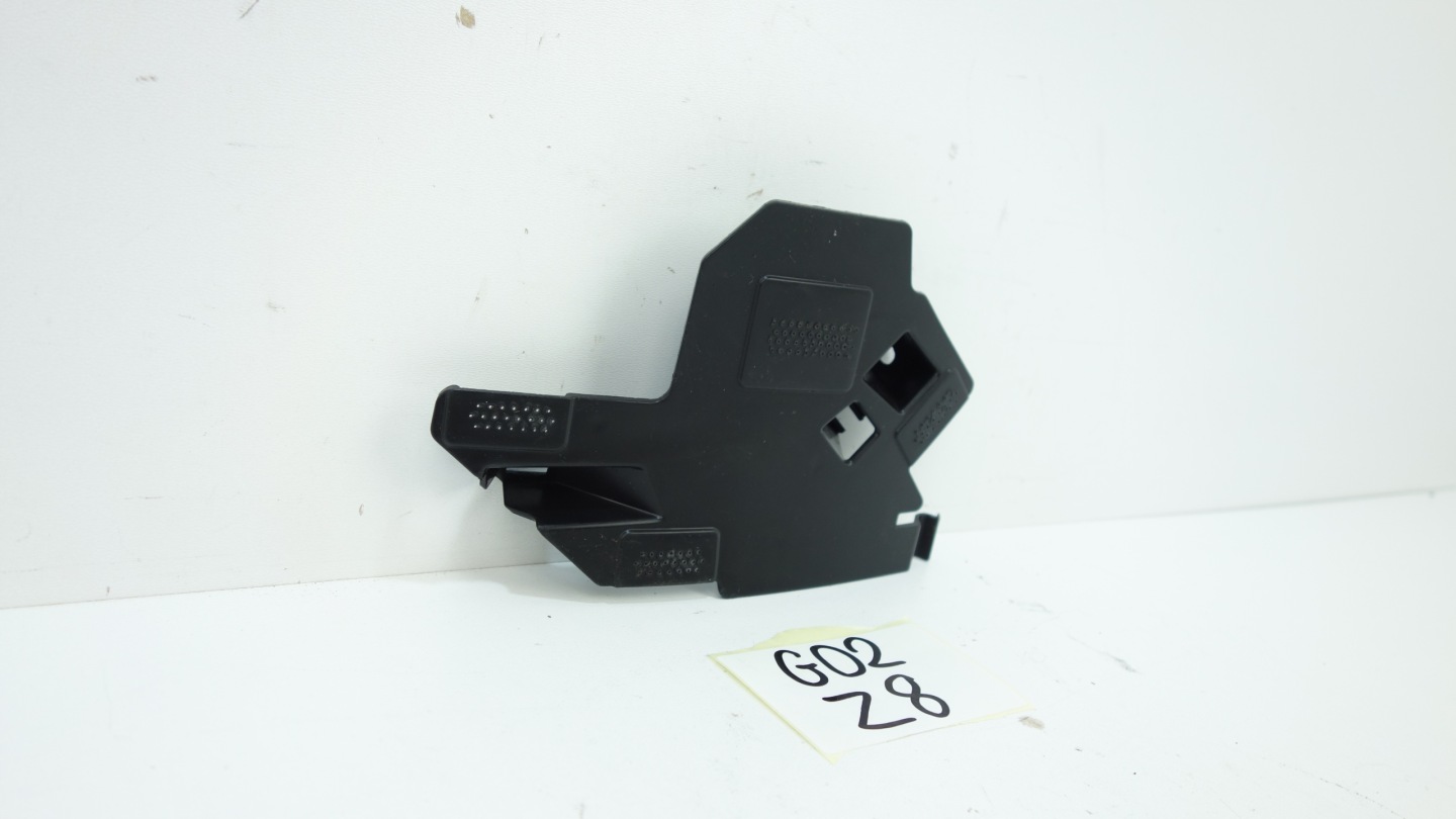 VOLVO V60 II 2018- support holder of a bumper left front 31690534