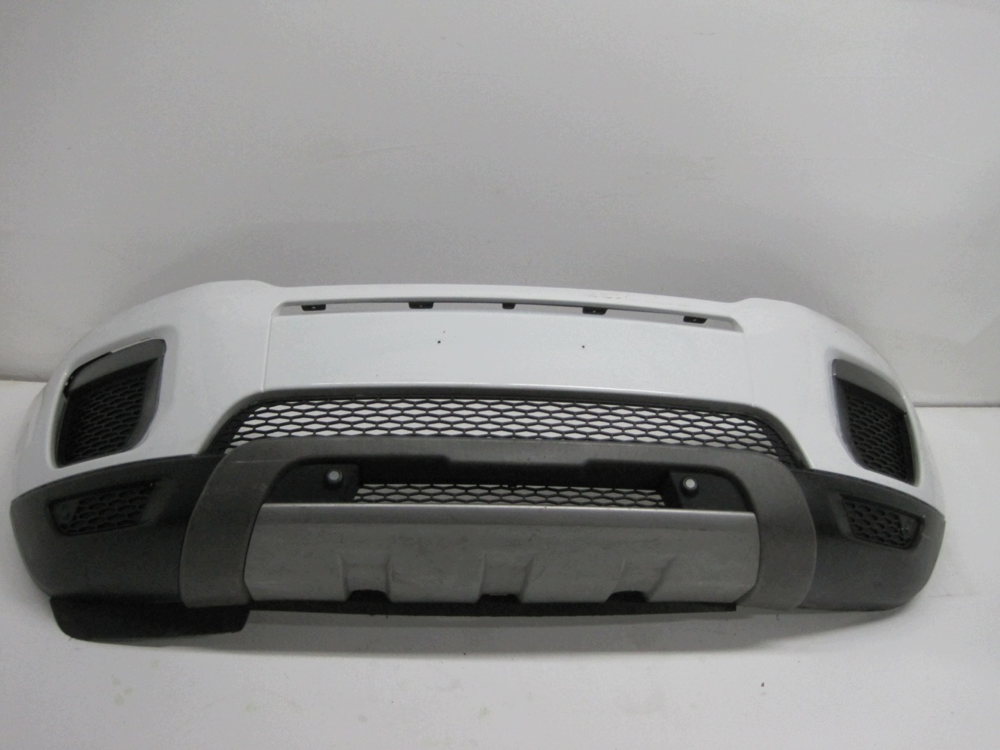 bumper RANGE ROVER EVOQUE 16R 4 PDC below RADAR front