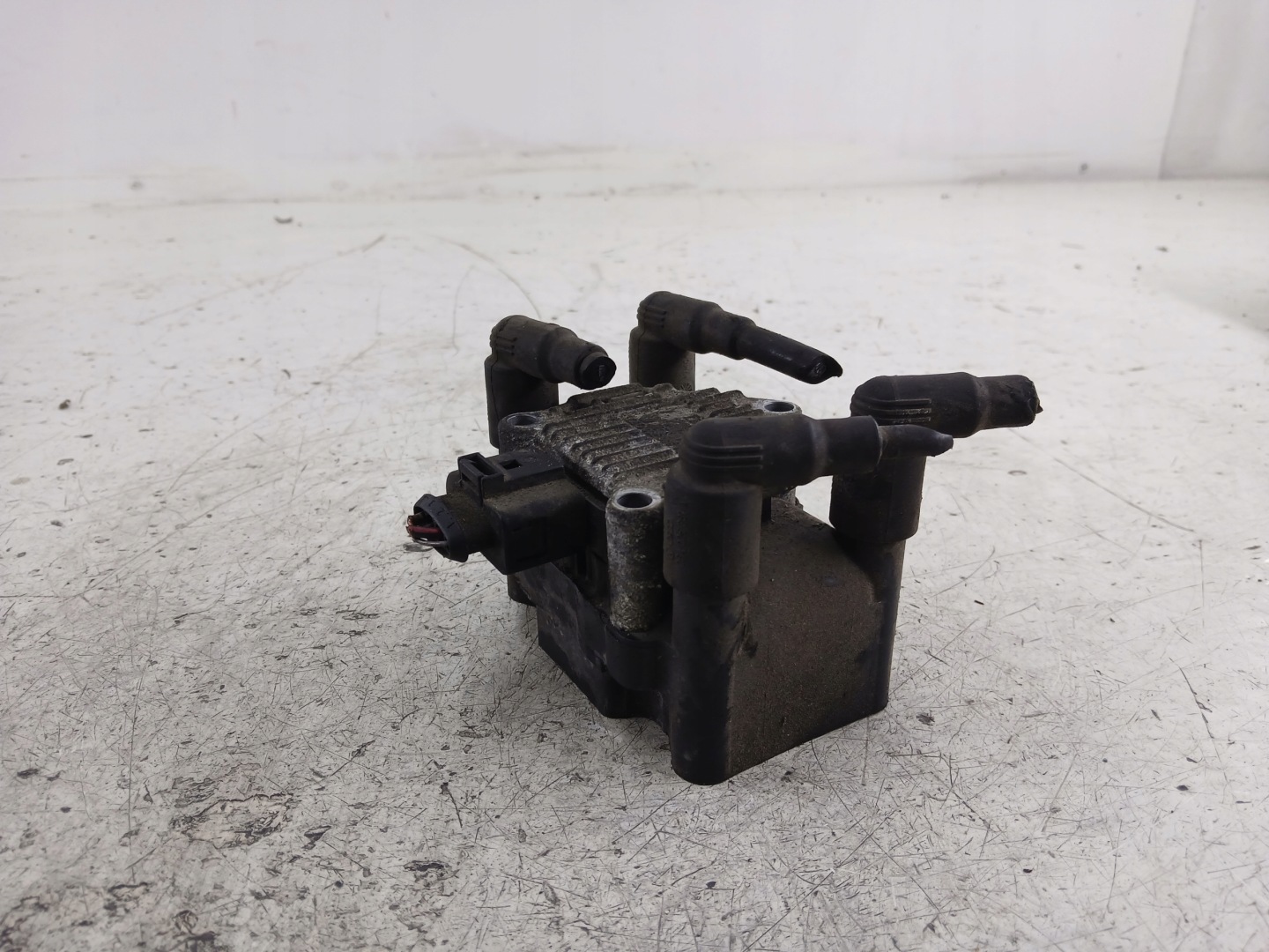 VW GOLF IV SEAT LEON and 1.4 coil ignition 032905106B