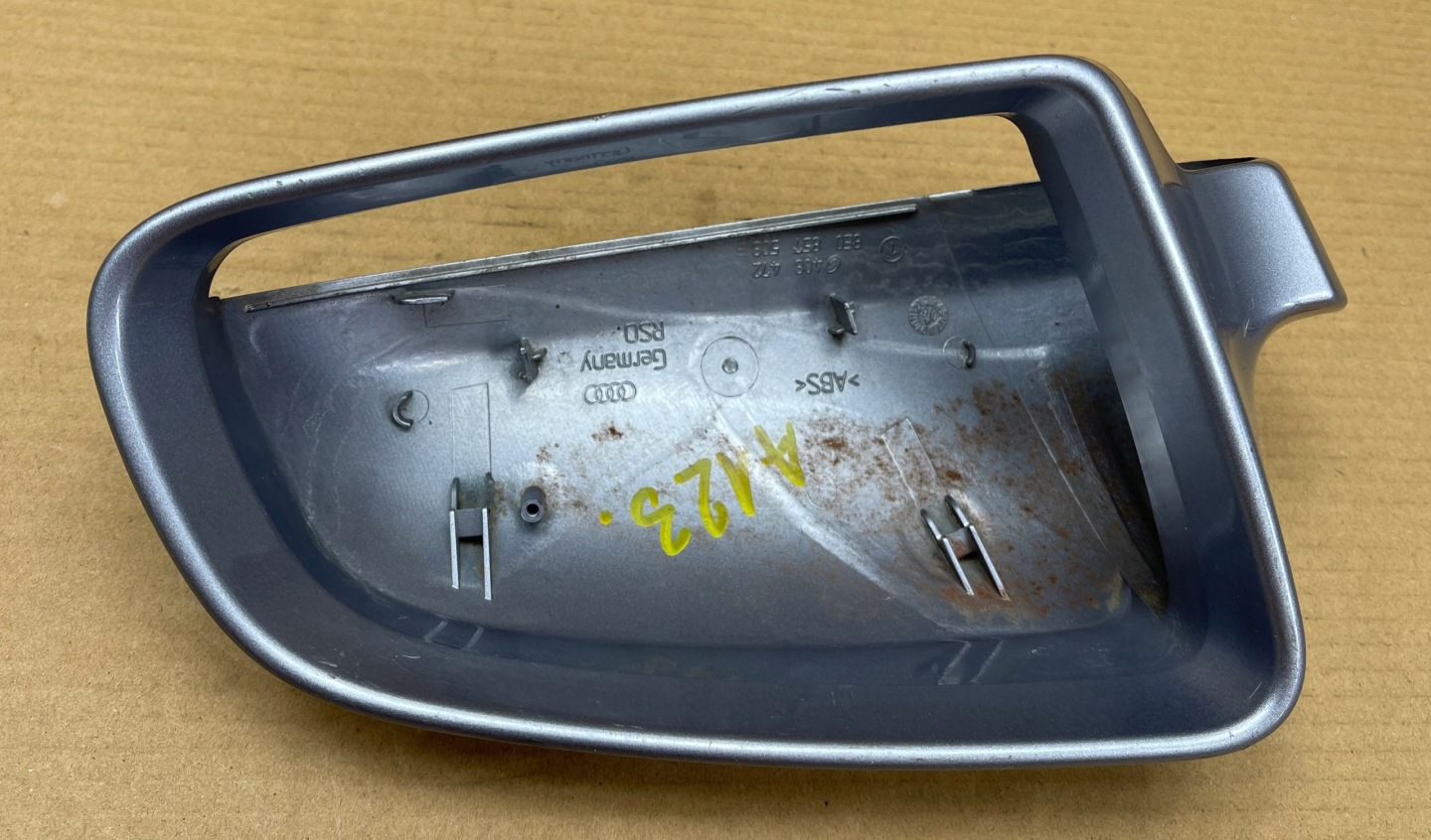 A123 AUDI A4 B7 A6 C6 cover cover mirrors right 8E0857508B