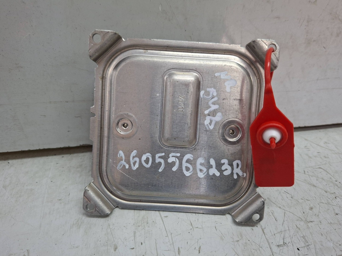 module unité de commande électronique uce LED 260556623R A2C90665803 RENAULT NISSAN