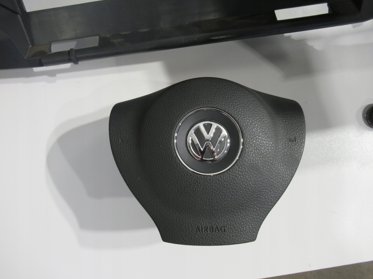 VW AMAROK 2H CONSOLE + AIRBAG + CEINTURE DE SÉCURITÉ AVANT 2H0819723B