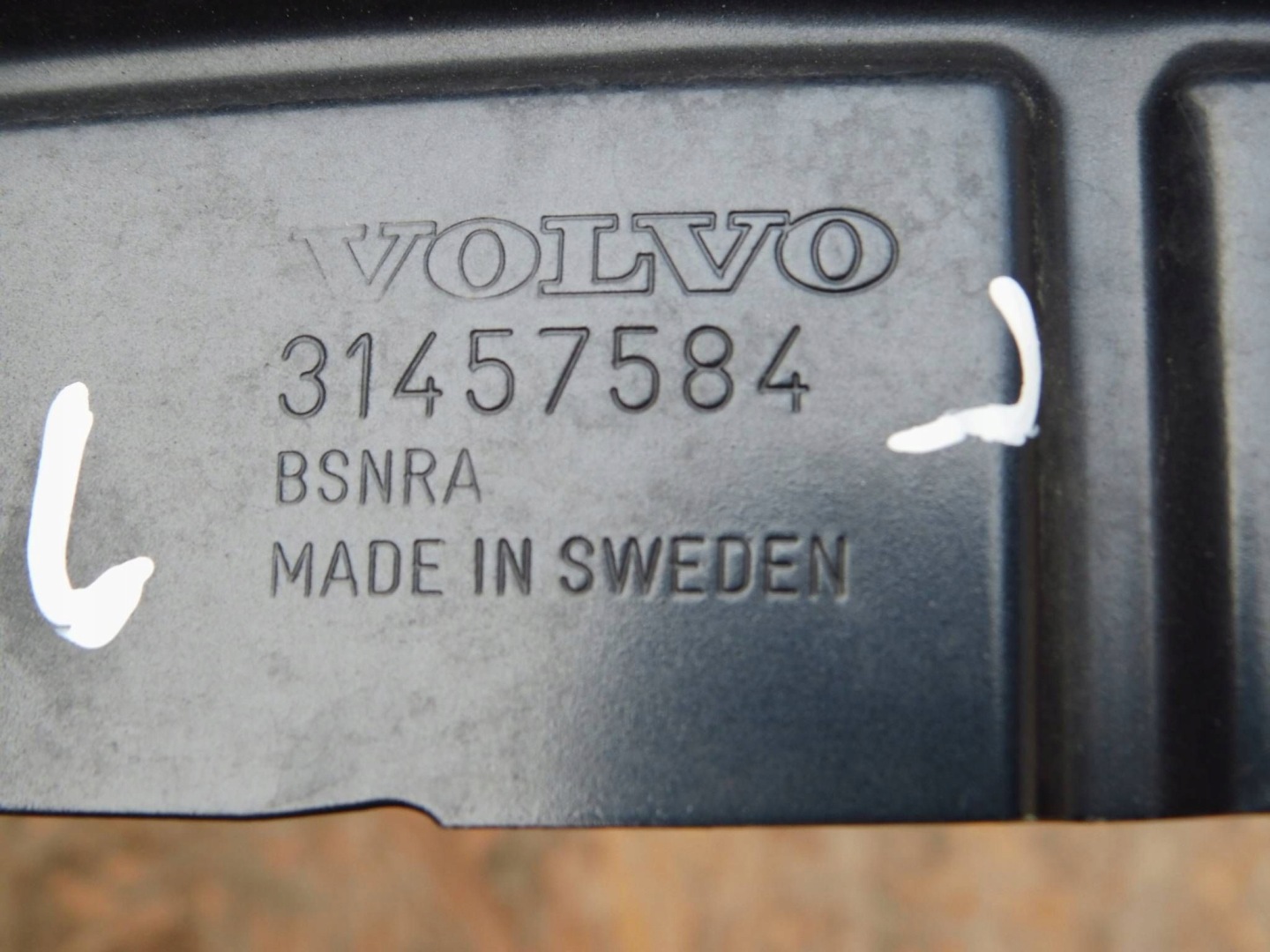 Volvo XC40 2018-2024 fender right front front 31457584 316512185