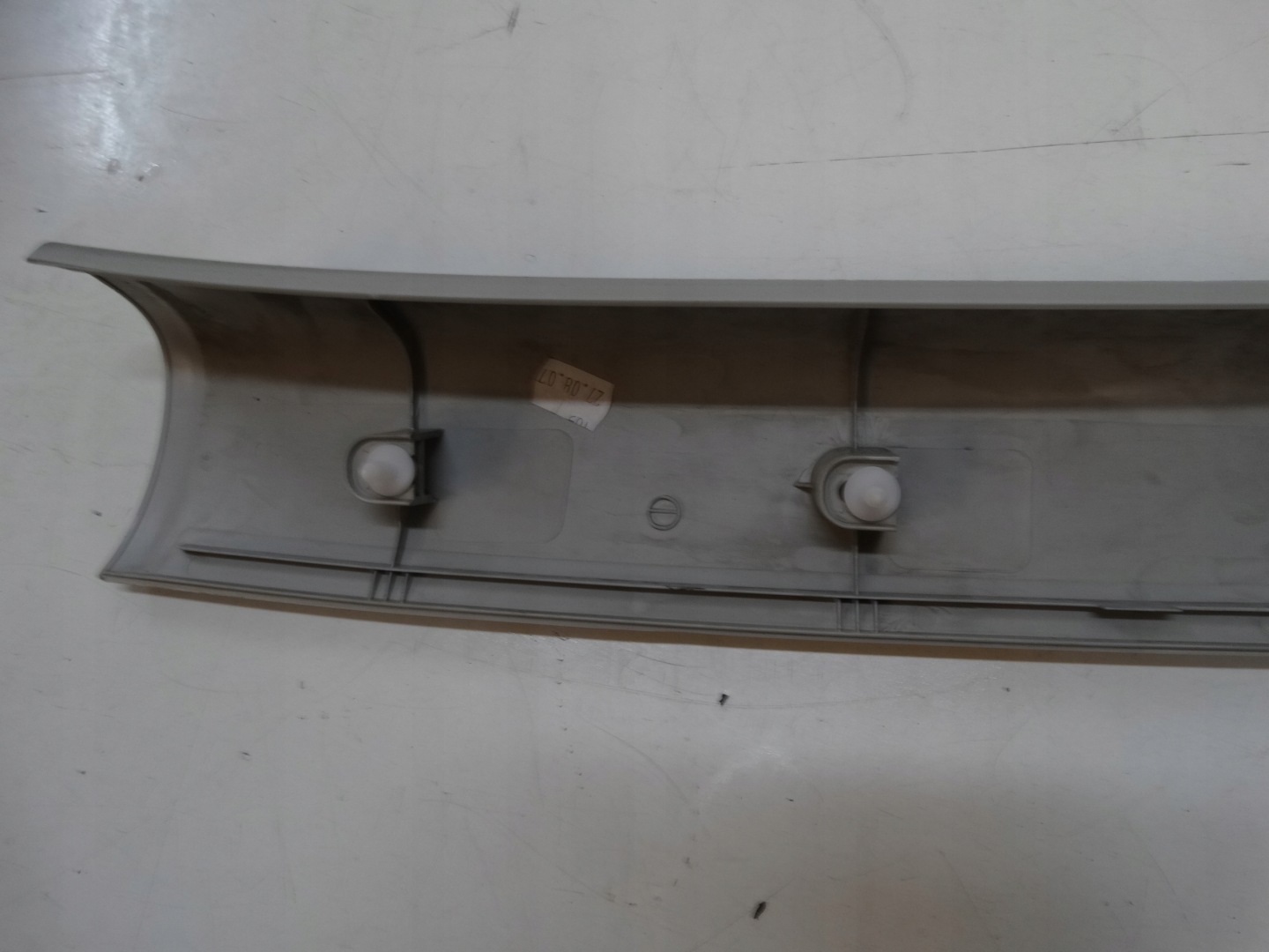 side SLUPKA left SKODA OCTAVIA II 1Z0867457L