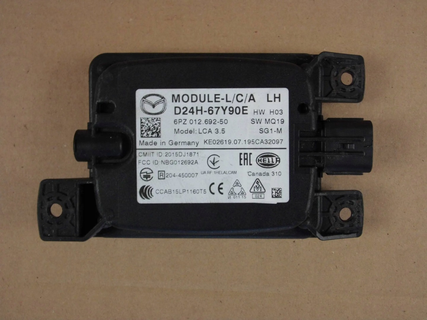 Mazda CX3 sensor sensor martwego pola punktu left D24H67Y90E