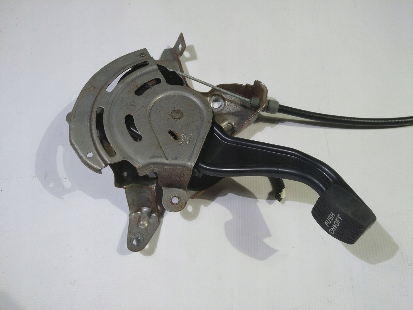páčka pedal elektrická brzda postojowego Ford Flex Limited 2013