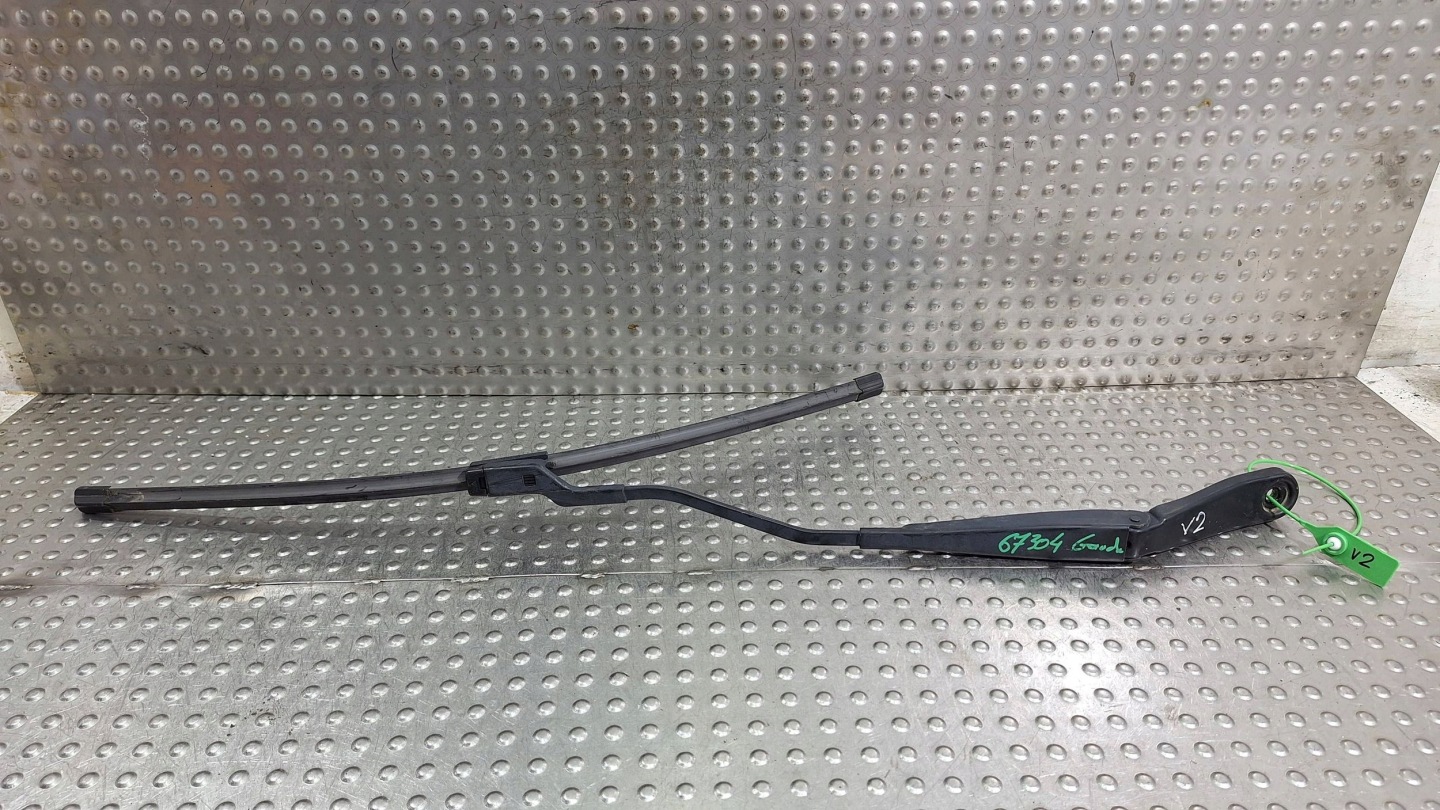 wiper arm left front 31276059 VOLVO V40 II
