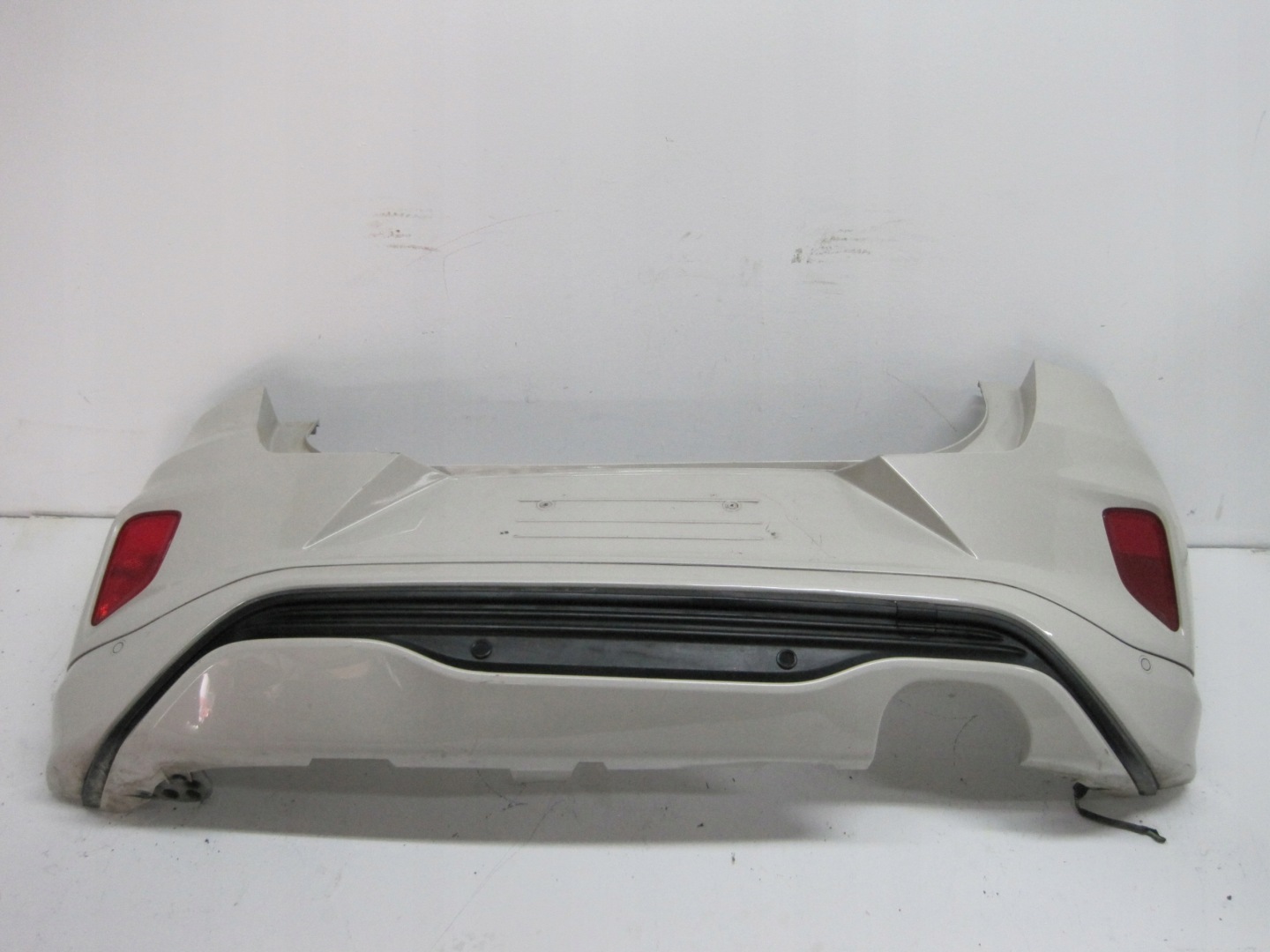 bumper FORD PUMA ST-LINE 4 PDC rear part rear