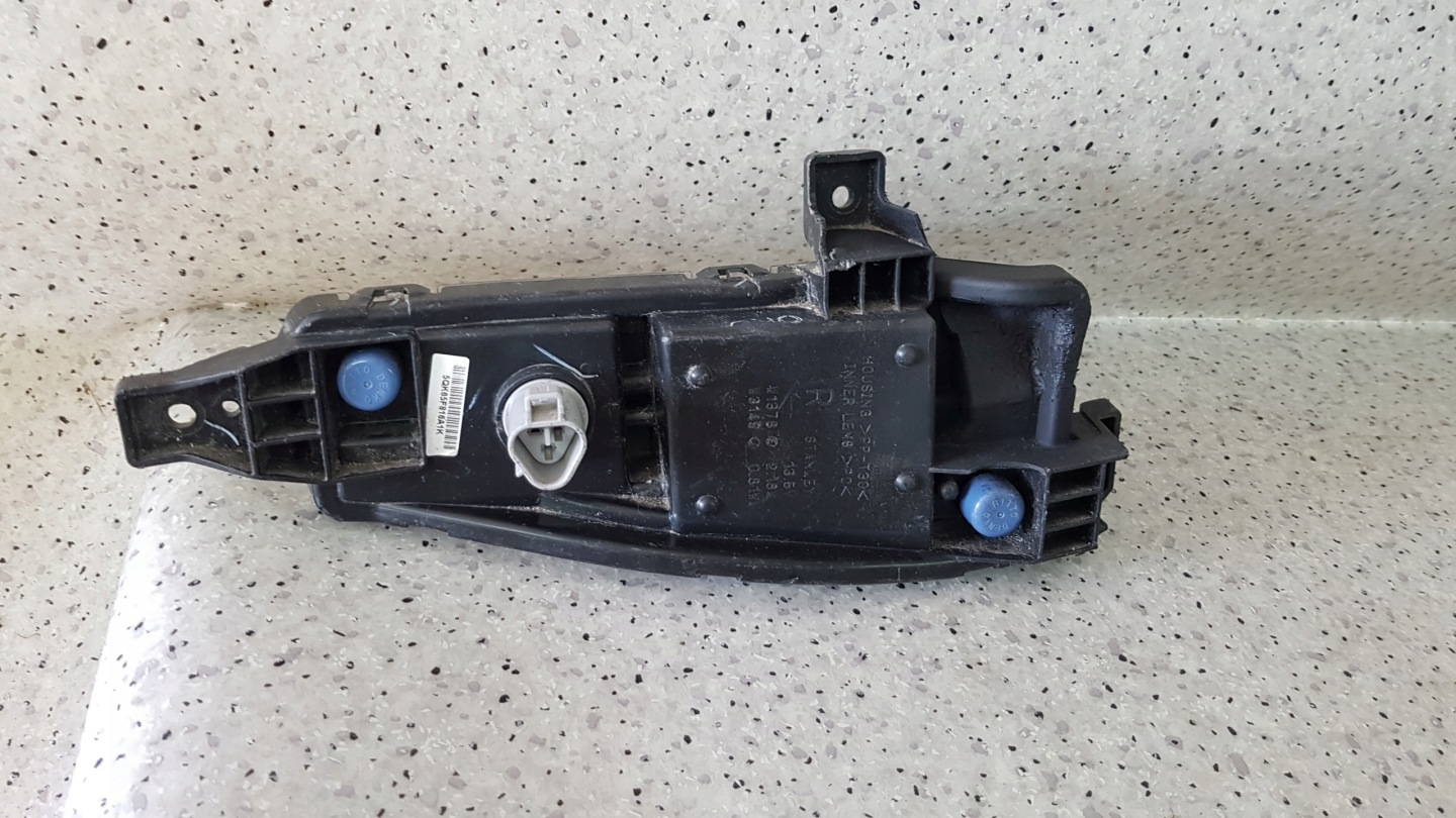 SUZUKI VITARA 3 III 2015 - DROITE LED DRL FEUX ANTIBROUILLARD 9815