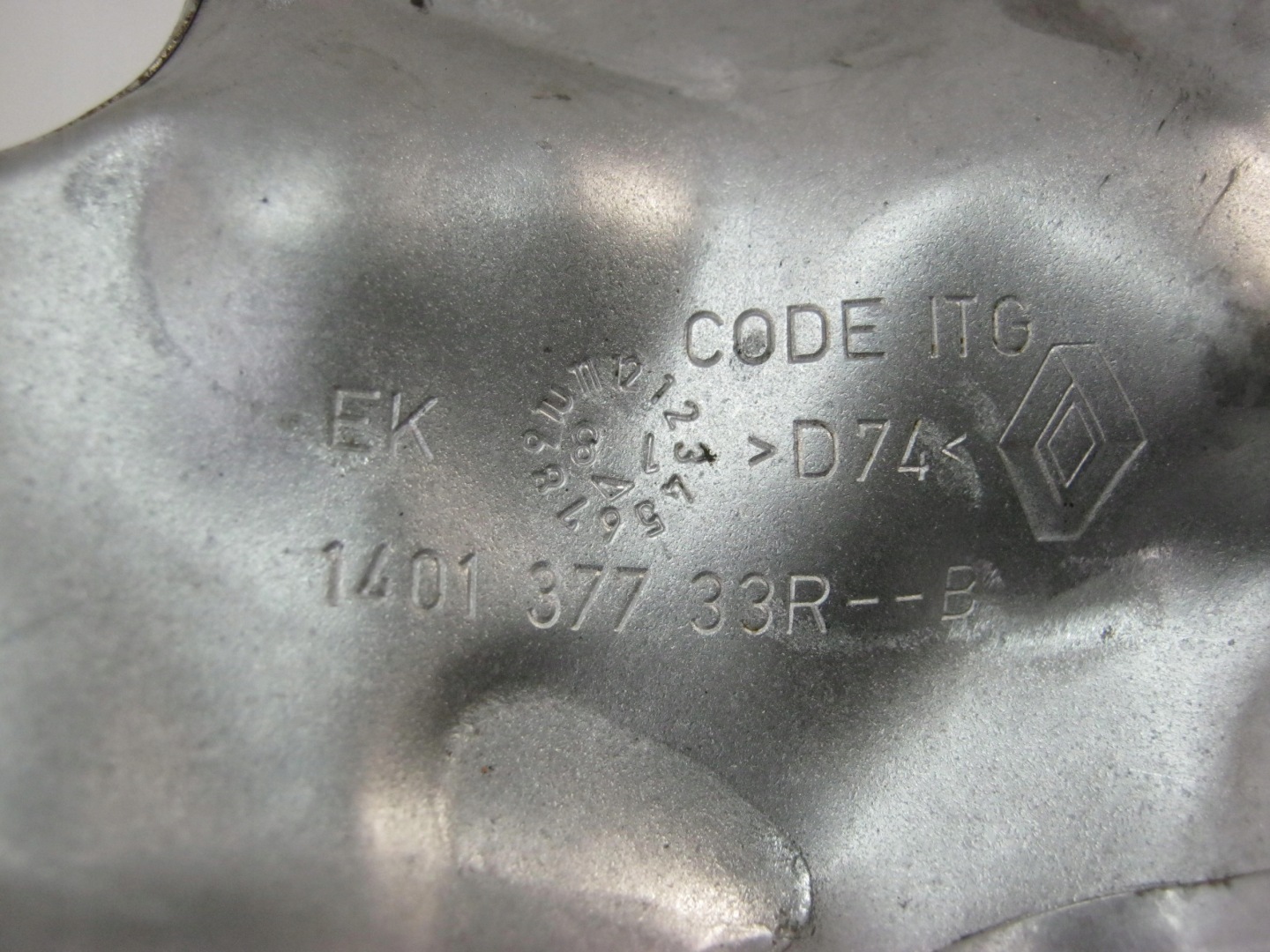 Blende Abdeckung TERMICZNA MASTER III NV 2.3 DCI 140137733R