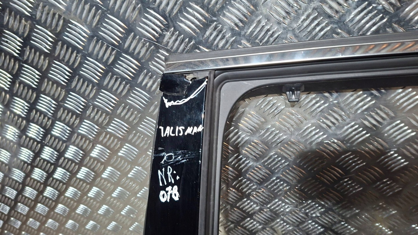 door rear part left RENAULT TALISMAN KOMBI 2015