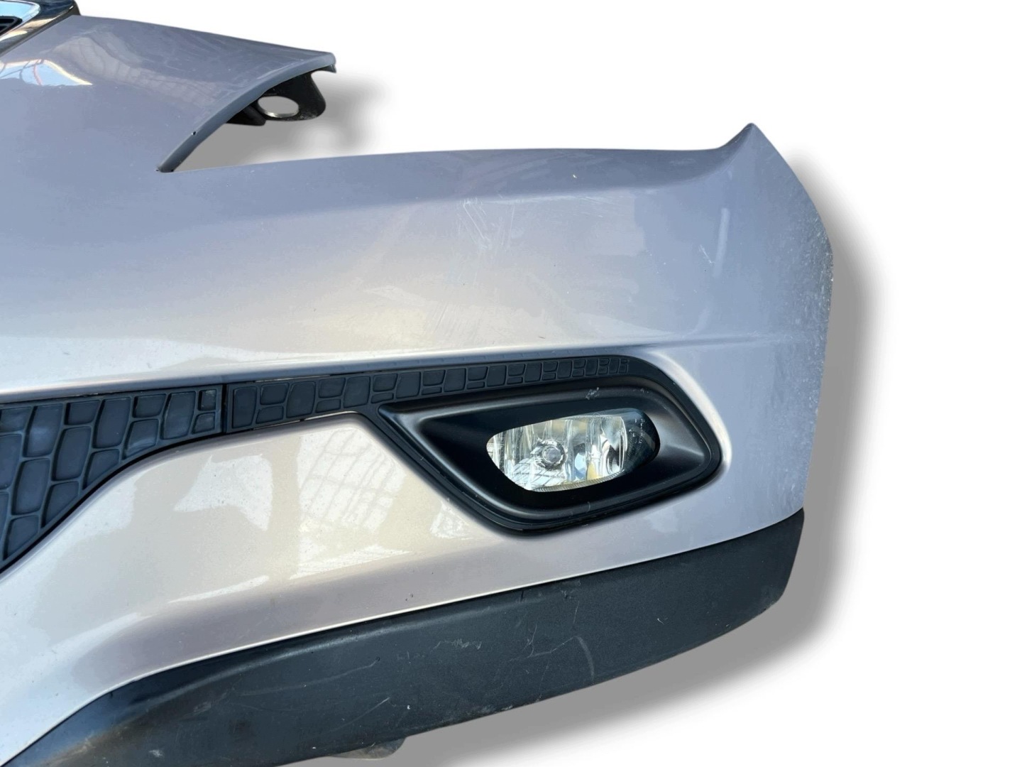 nárazník předek Chrysler Delta 2012 735452753