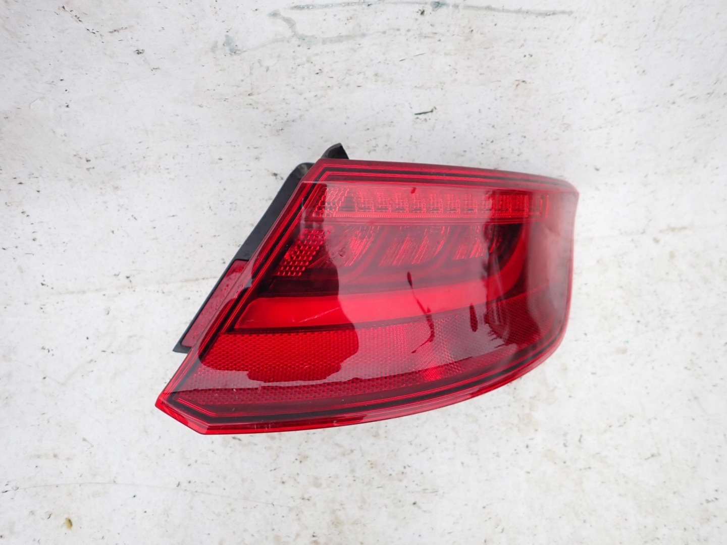AUDI A3 III 8V HB SPORTBACK 13-16 light rear part right